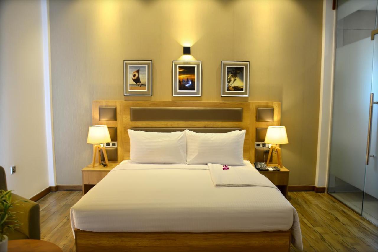 Belmont Boutique Hotel - Free Airport Shuttle Service 니곰보 외부 사진