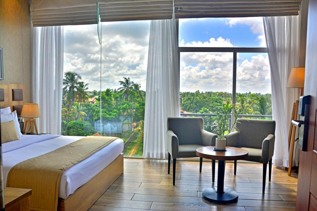 Belmont Boutique Hotel - Free Airport Shuttle Service 니곰보 외부 사진