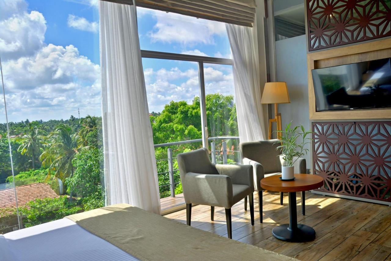 Belmont Boutique Hotel - Free Airport Shuttle Service 니곰보 외부 사진
